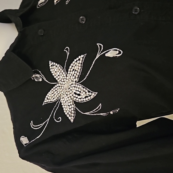 VTG GITANO 1980's Black Floral Jeweled Bedazzled Cowboy Core Button Down Shirt - Picture 4 of 9